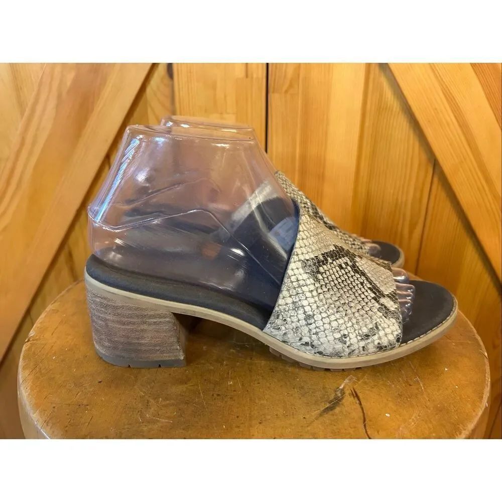 Timberland Laguna Shore Mule Clog Gray Snakeskin Sandals SIZE 7
